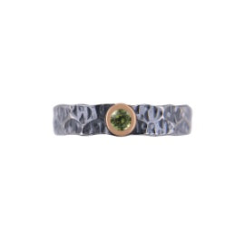 Titanring med 9 kt. rosaguld og peridot – Lava