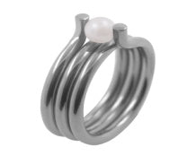 Titanring med ferskvandsperle – poleret